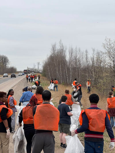 kjcc students cleanup